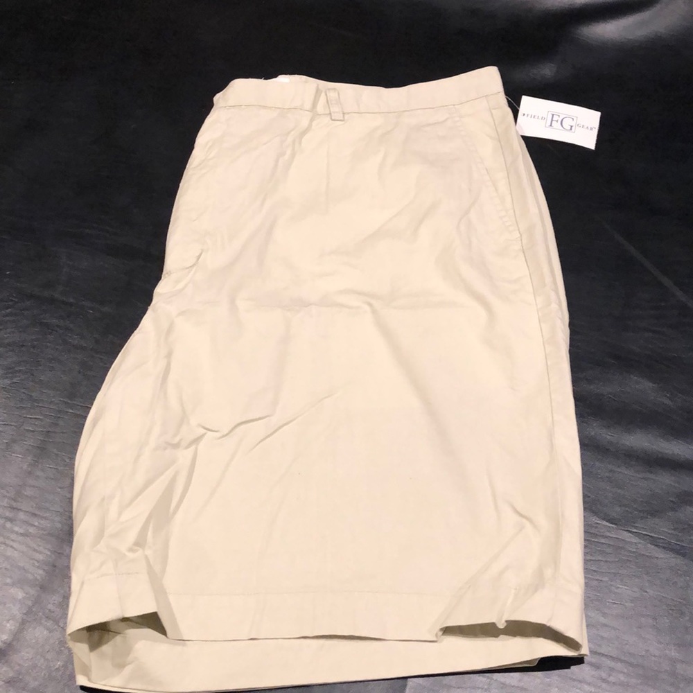 Men’s shorts size 46 NWT